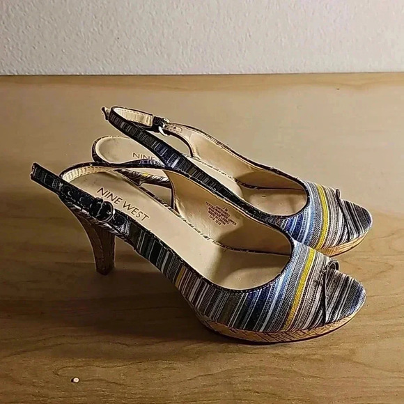 Womens Nine West Cork Blue Stripe Fabric Heel Sz 7 - Picture 3 of 6